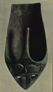Fig.5: The bailer carved by Harry Kupa for Horo Hawea of Matea Kipewa